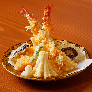 Wデカエビの天ぷら盛り合わせ